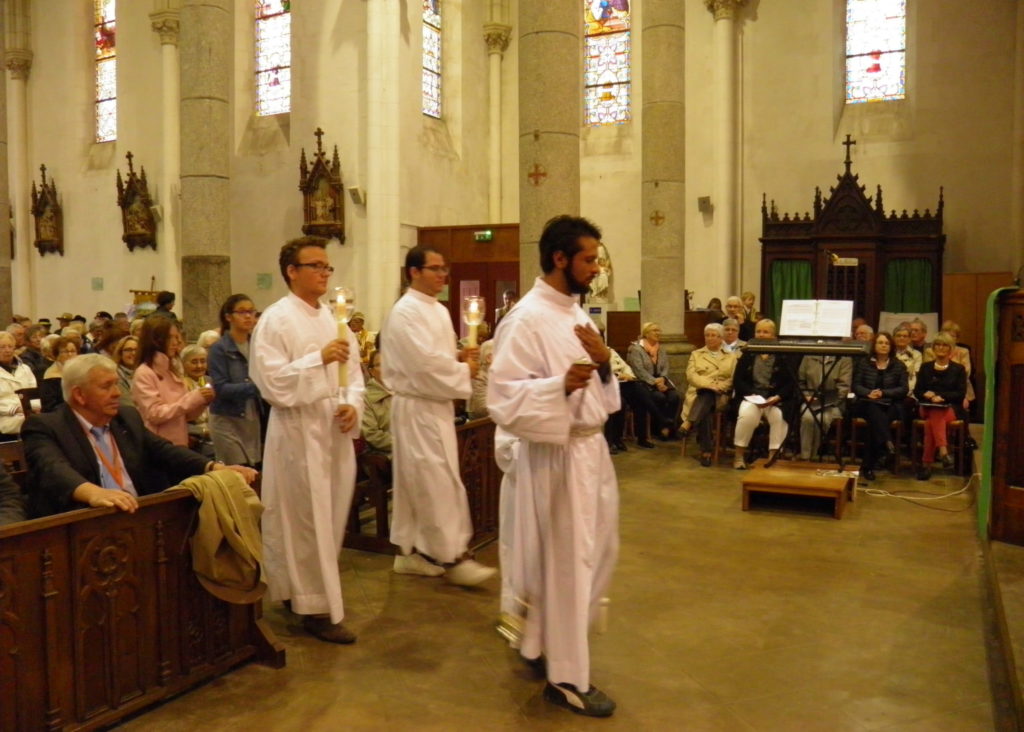 Chorale, servant dautel...
