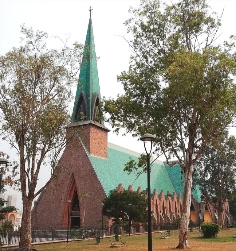 Basilique Sainte-Anne-du-Congo - Brazzaville